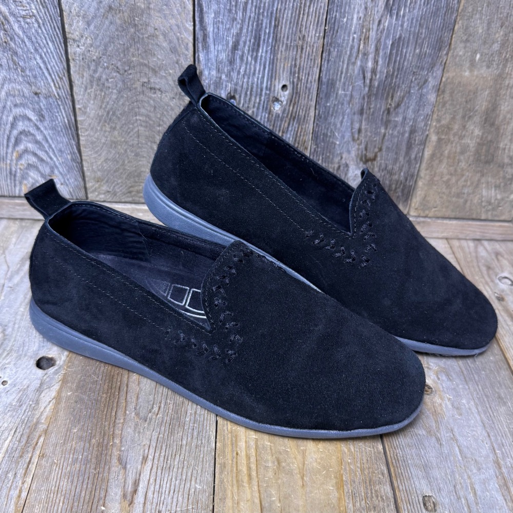 Minnetonka Black Suede Whipstitch Slip On Loafers Womens Size 7 Flats 69300